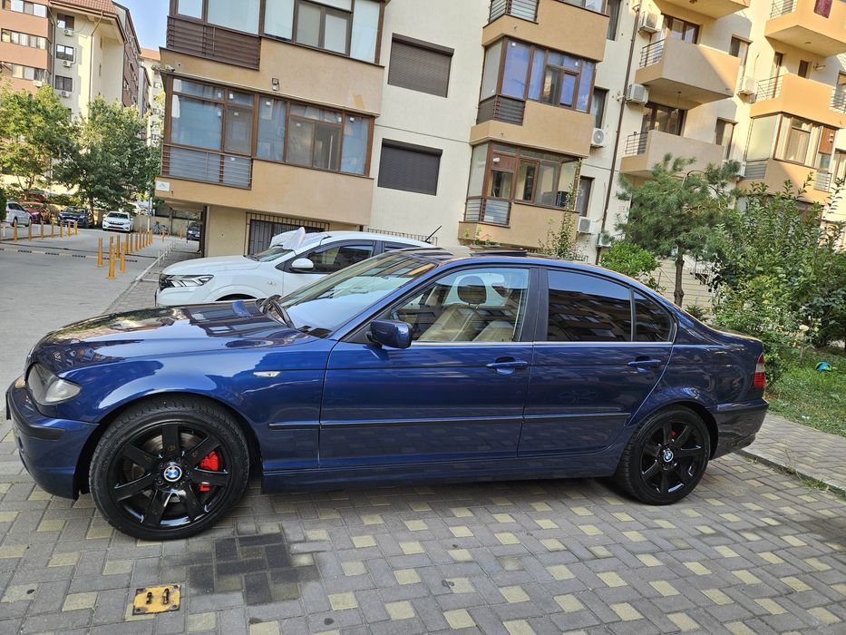 Bmw seria 3 e46 facelift 2.0 150 cp impecabila Interior piele crem  ținută la garaj