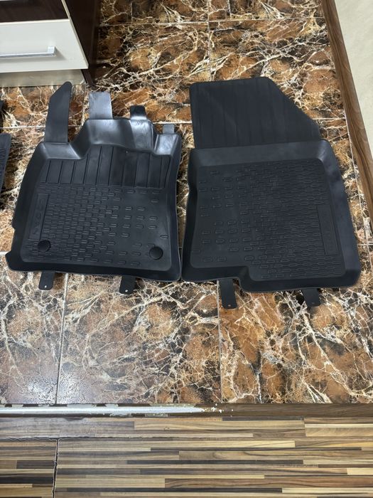 Covorase auto Logan3