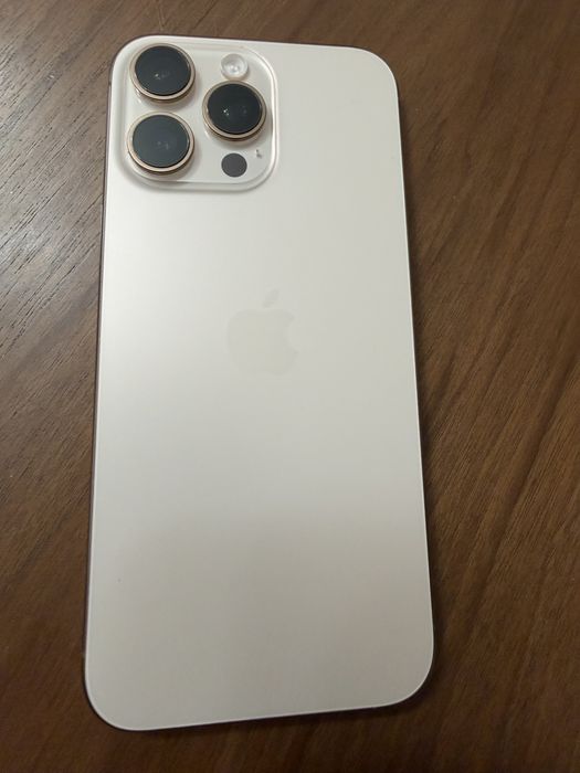 Vand iphone 16 pro max Desert Titanium