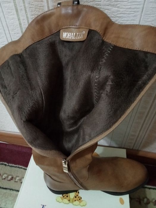 Распродажа! Новая обувь!