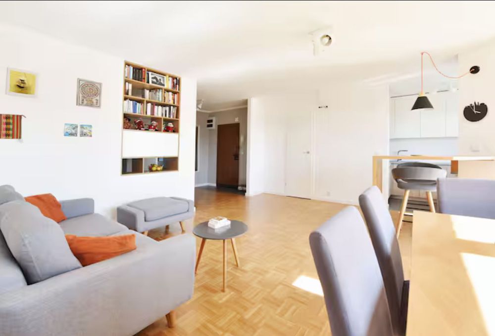 Тристаен апартамент под наем 725 ЕВРО