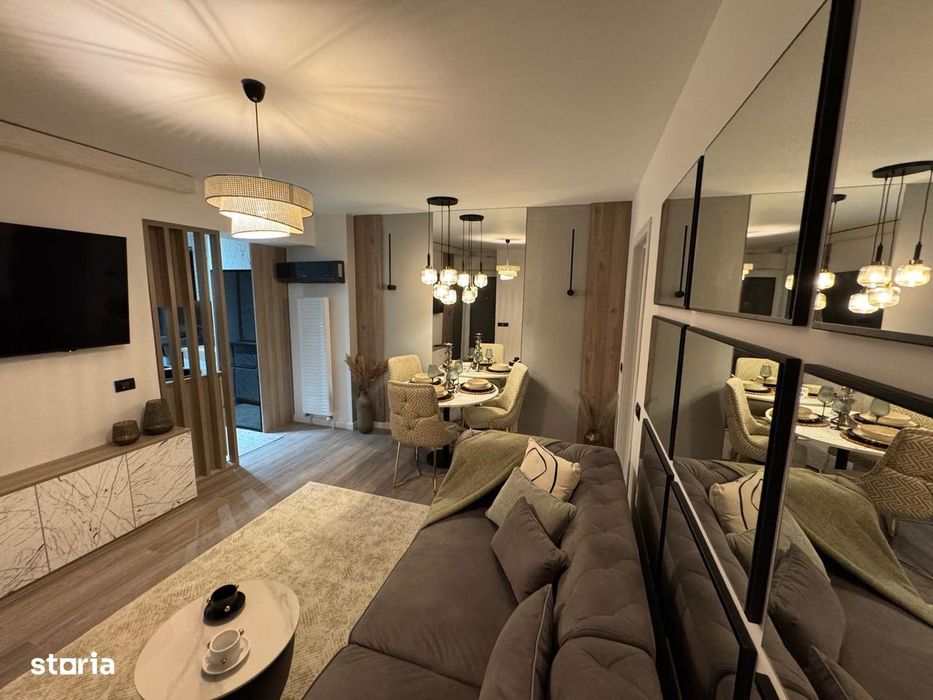 Calea București, etaj 2/10, preț 500 euro