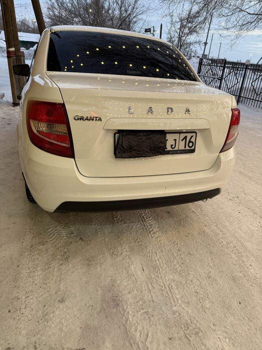 Продам машину гранта механика