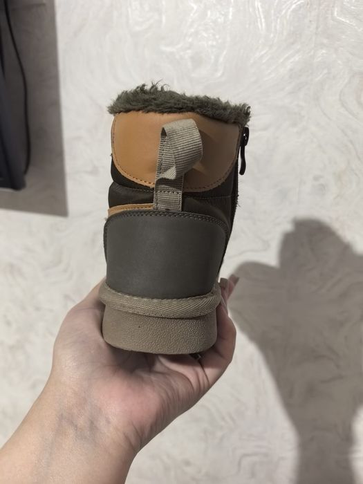 Продам зимние сапоги