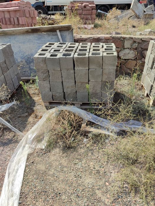 Продам рваный кирпич