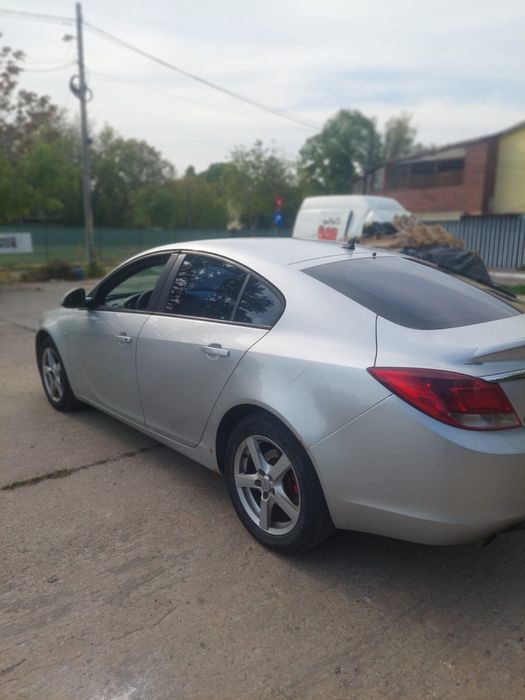 Opel insignia 2.0 diesel stare buna  fab 2009  urgent 2100 euro