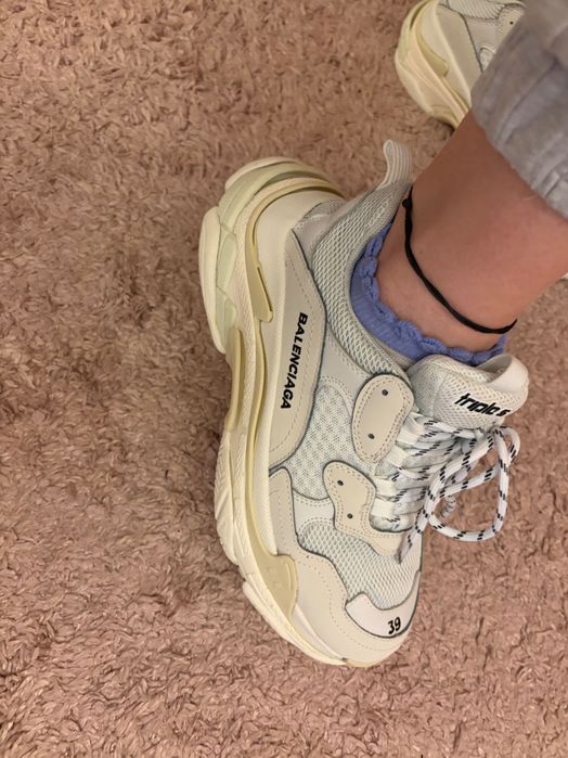 Balenciaga triple S