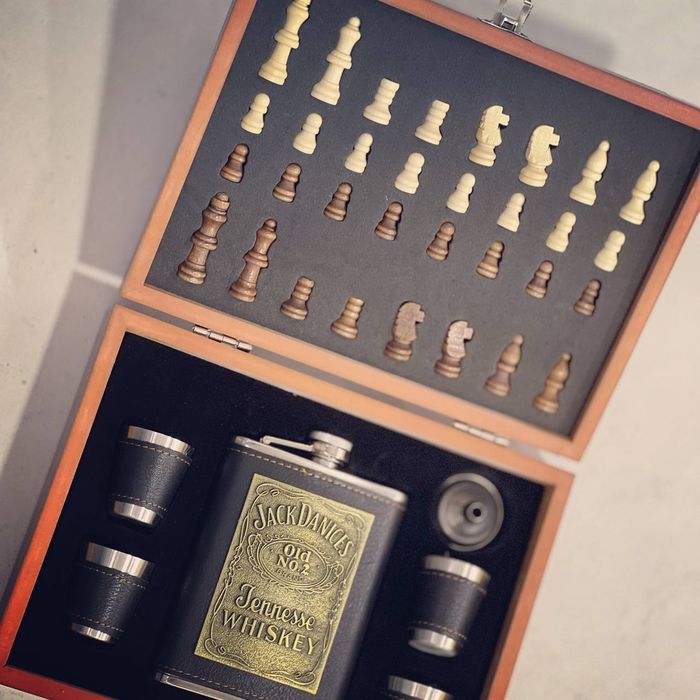 Подарок для мужчины Зажигалка шахматы, zajigalka+ shaxmat