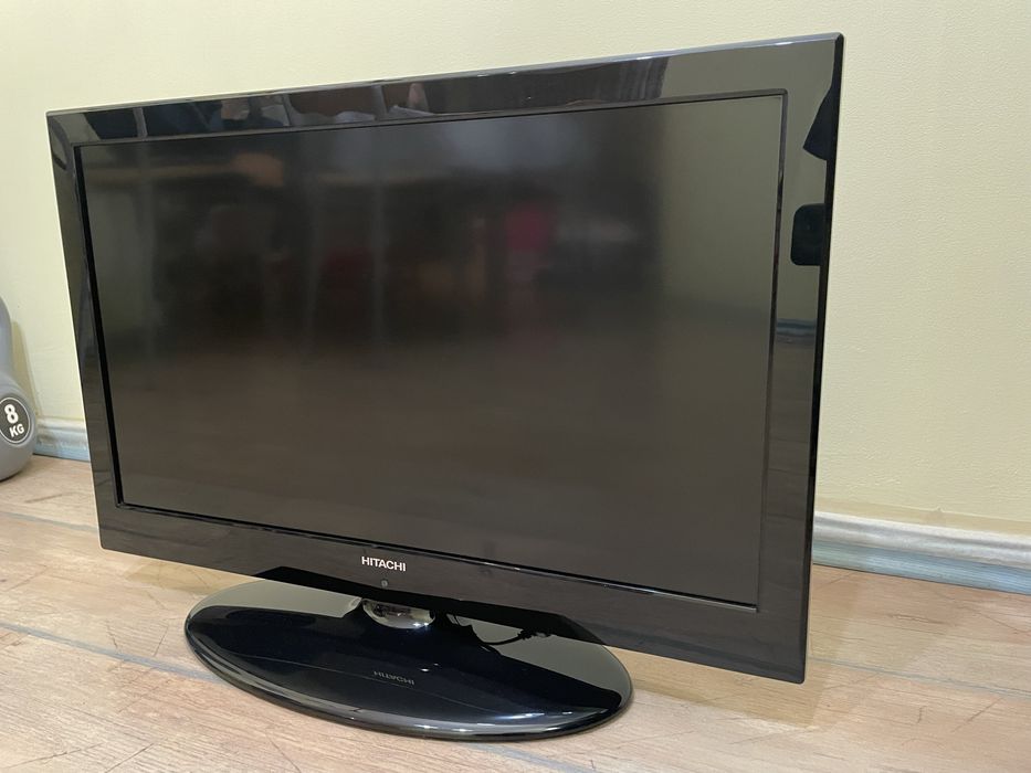 Телевизор Hitachi 26’’ - работещ