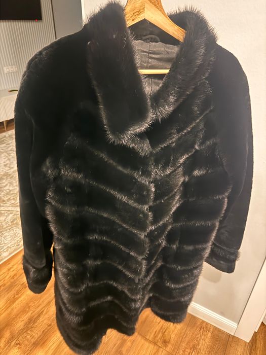 Продам шубу натуральная норка и мутон