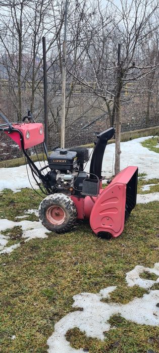 Freză de zăpadă  cu motor pe benzină