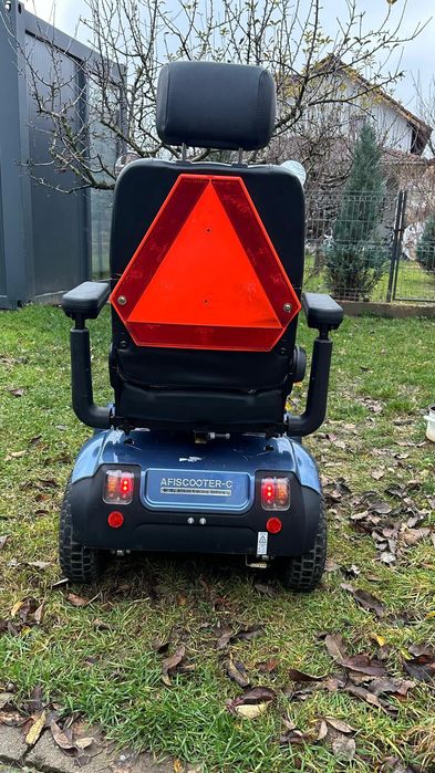 Scaun electric handicap dizabilitati dezabilitati carucior carut scute
