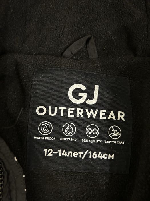 Продам куртку на мальчика 12-14 лет