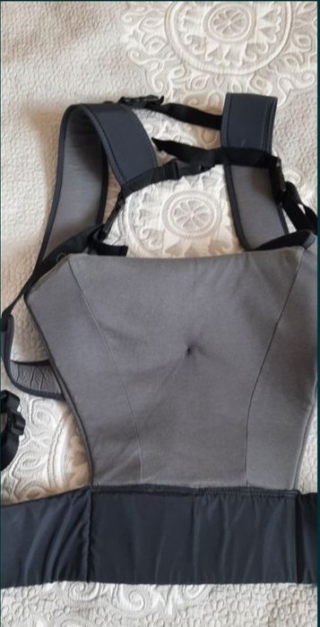 Продам кенгуру для новорожденных.