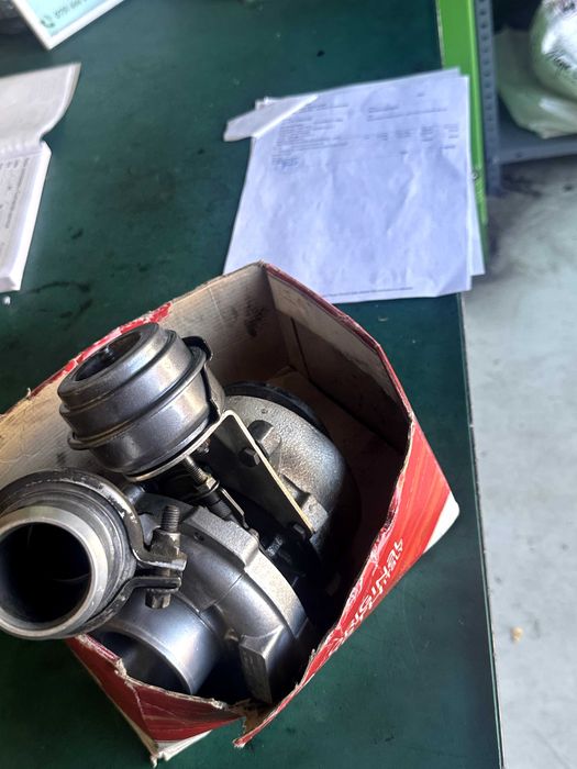 Turbo / Turbina / Turbosuflanta Mercedes Sprinter 311 / 313 Euro 3 Garret 709836