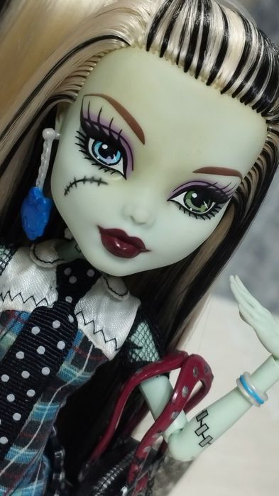 Кукла монстр хай