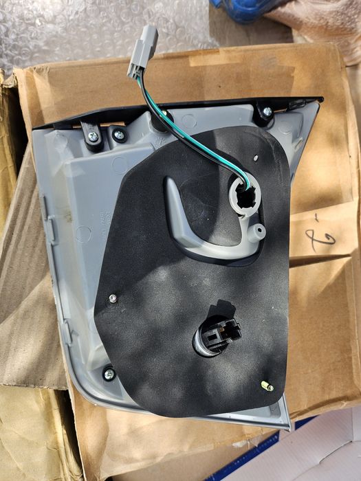 Фара задняя правая rx350