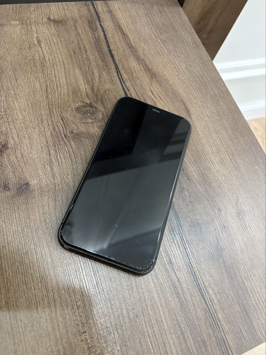 Продаю Iphone 11 64gb