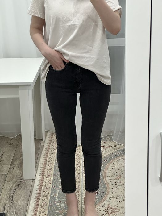 Джинсы скинни от KAROL