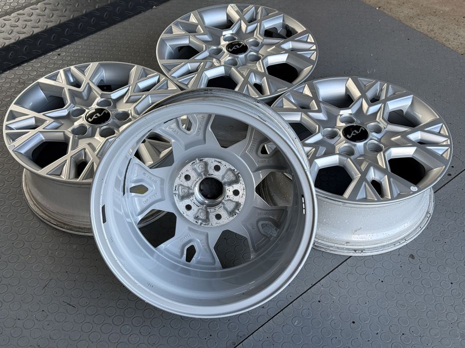 4бр. КАТО НОВИ ОРИГИНАЛНИ 16” Джанти 5х114.3 за -KIA/HYUNDAI/MAZDA/други- 6.5Jx16H2, ET50