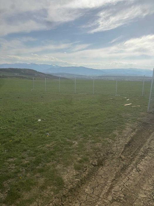 PROPRIETAR Teren langa satul Bungard