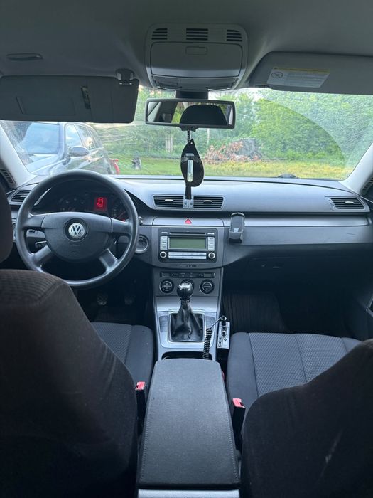 Vând Passat B6 1.9 TDI 105 cp