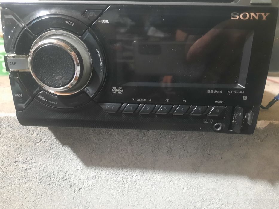Sony magnitafon sotiladi