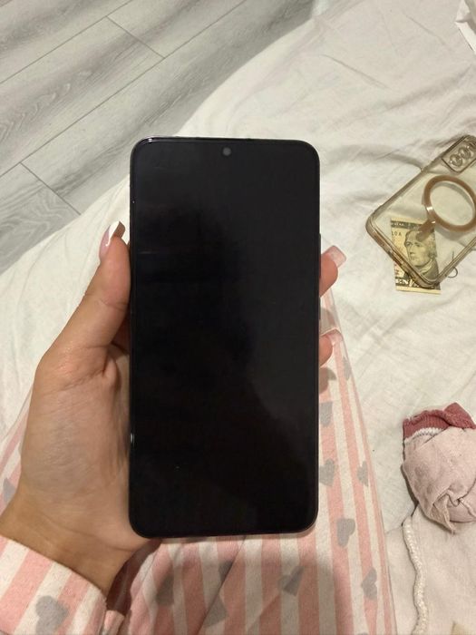 Samsung Galaxy S22+ 256гб