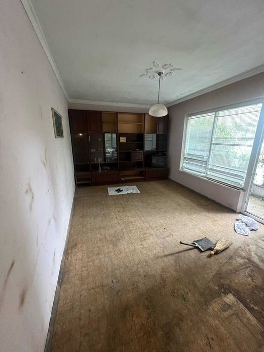 Продава се Тристаен апартамент в Пловдив, Кючук Париж - 93 кв.м за 12366 €/кв.м - Снимка #1