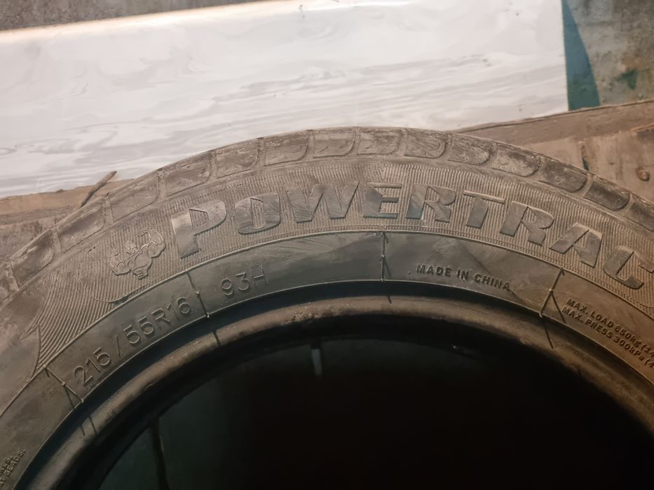 Летние шины 215/55/16