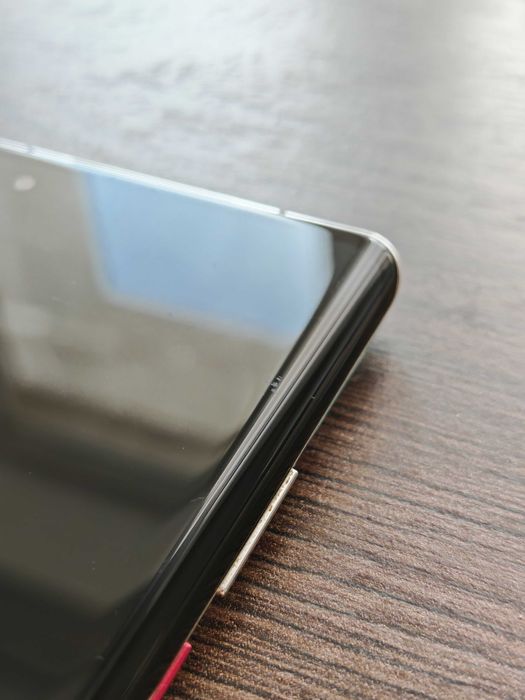 Vând Huawei mate 40 pro