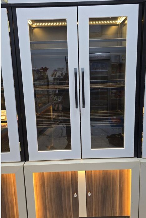 Неутрални витрини