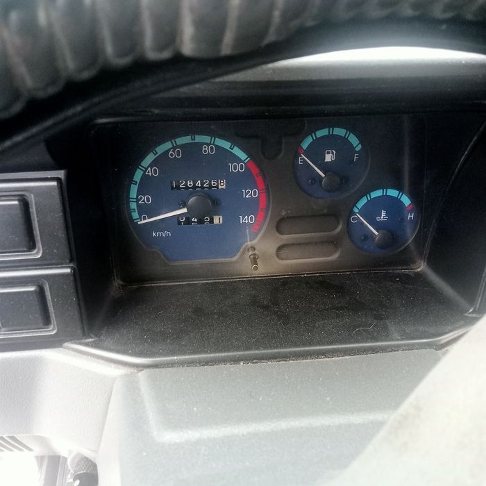 Labo avtomashina yuk