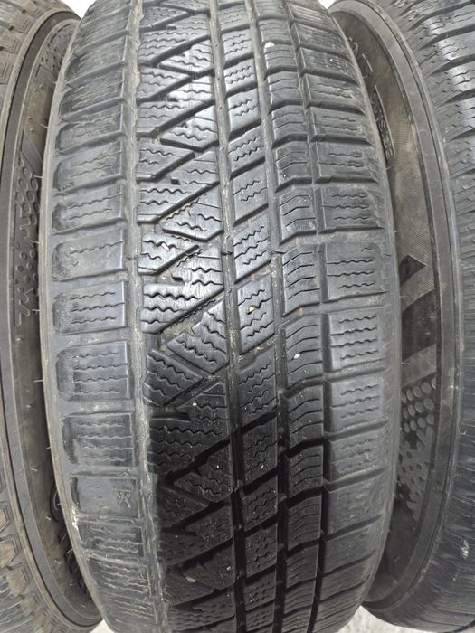 Set 4 anvelope SH iarna Kumho 215/65/17 dot 2023