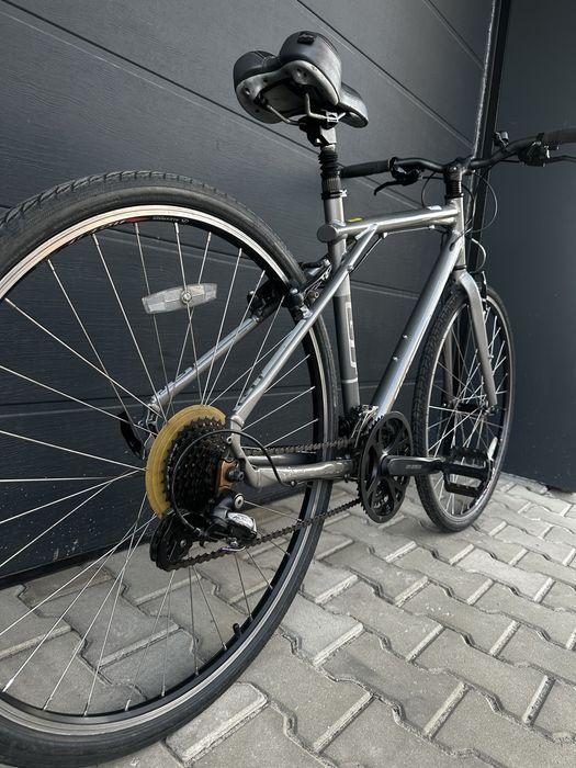 Велосипед GT 28” M” 3x8