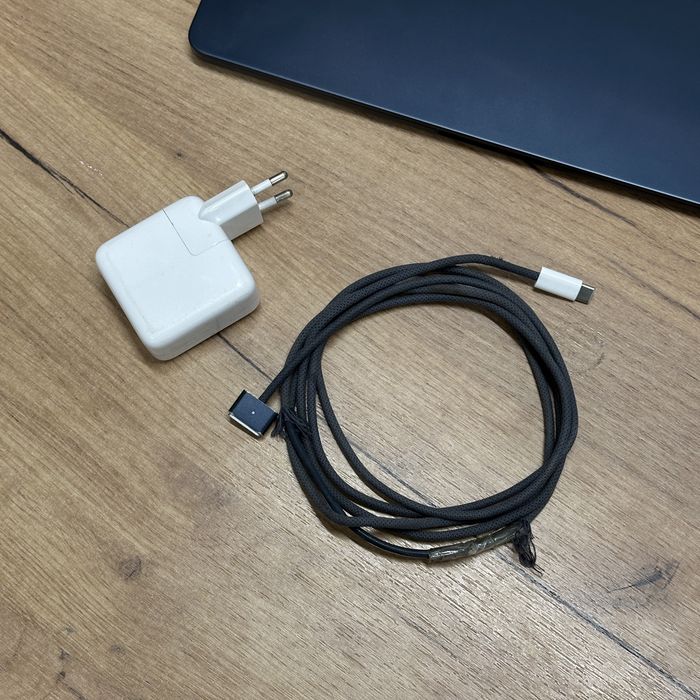 MacBook Air m2 256 гб