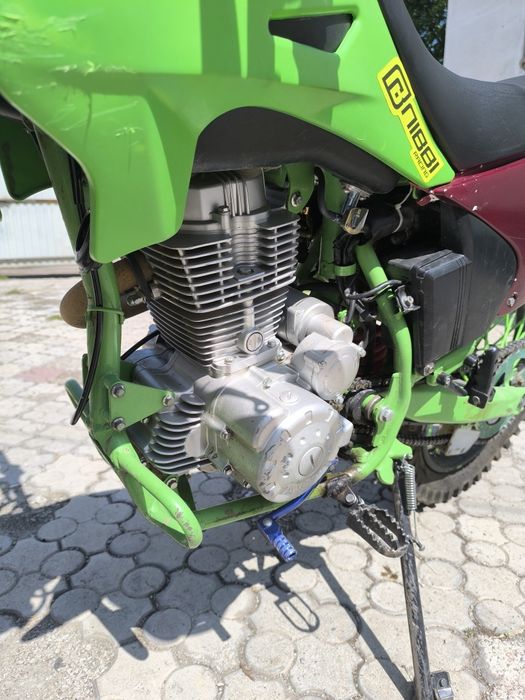 Срочно продам ЭНДУРО 06. 250 куб.