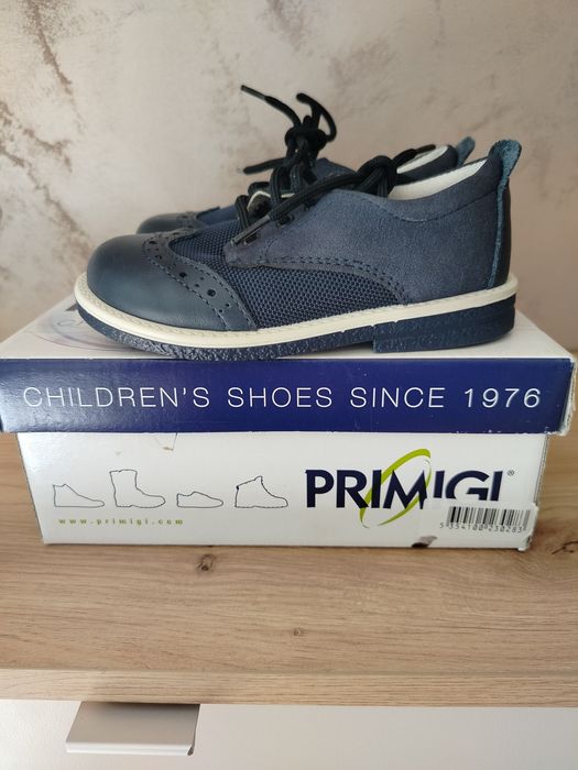 Чисто нови детски официални обувки Primigi