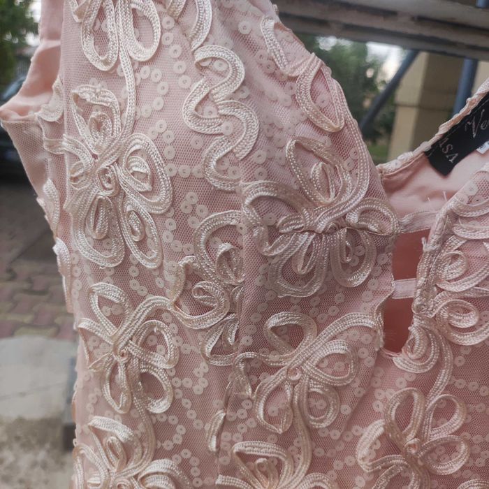 Rochii,câteva purtări unele nepurtate.