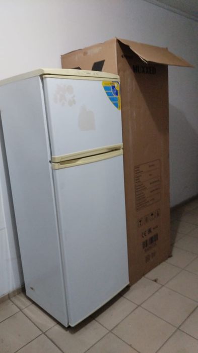 Продам холодильник