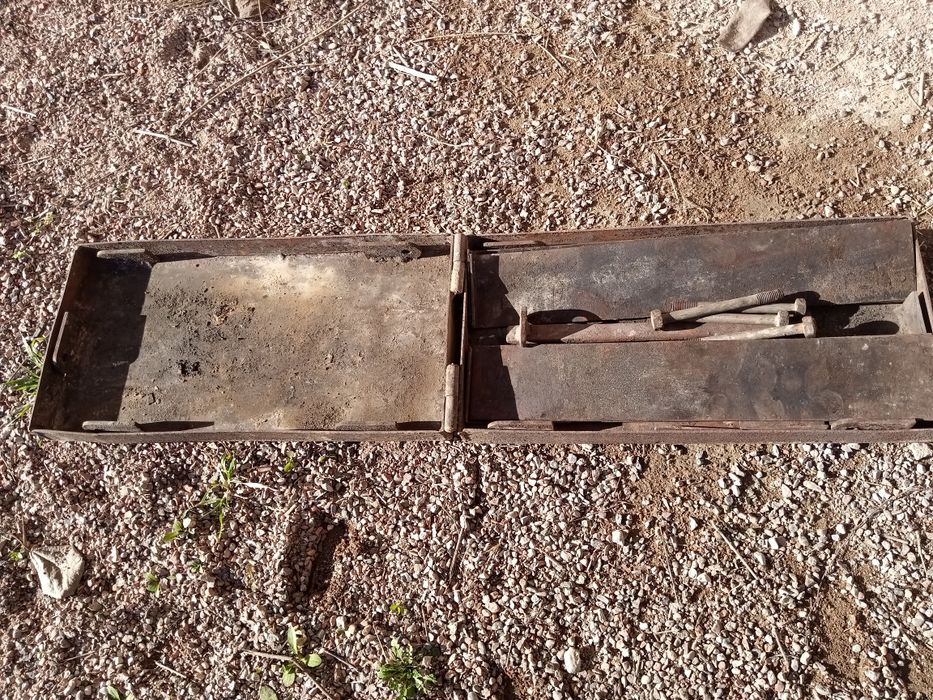 Шашлычница. Портативная перевозная шашлычница.