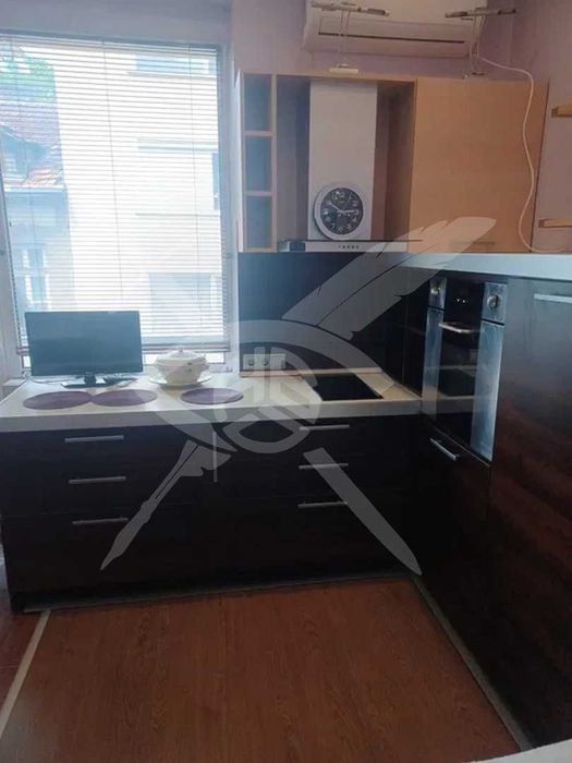 Дава се под наем Тристаен апартамент в София, Център - 91 кв.м за 698.19 € - Снимка #6