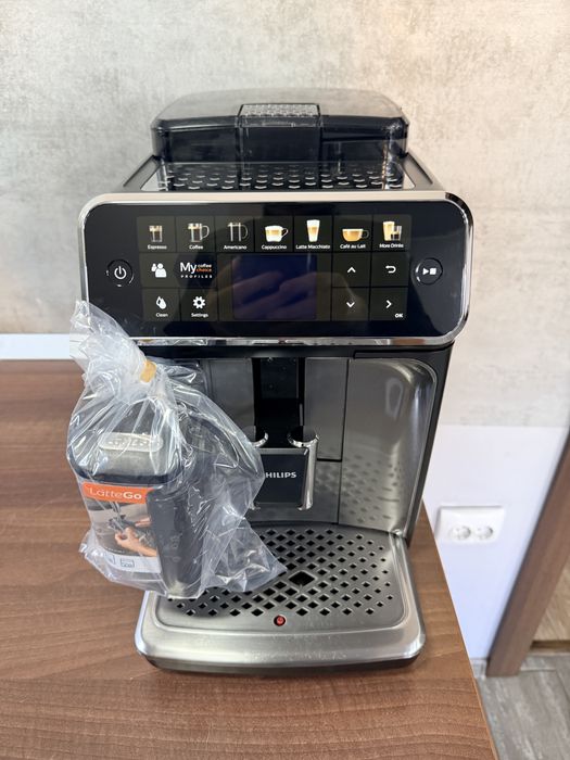 Espressor expresor aparat de cafea Philips model  Ep 5400 Garantie 6 luni