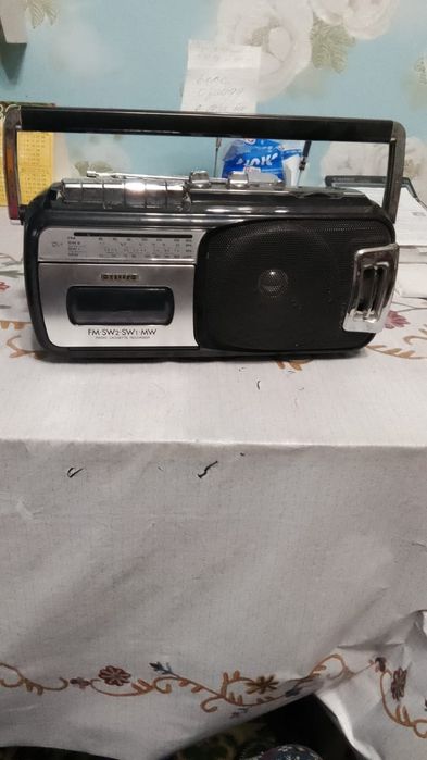 Продам радиоприемник магнитоллу