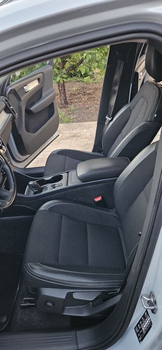 Volvo XC40  2020