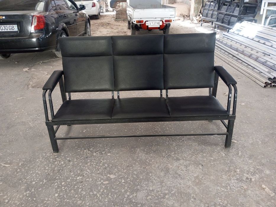 Kutish zallari uchun skameyka