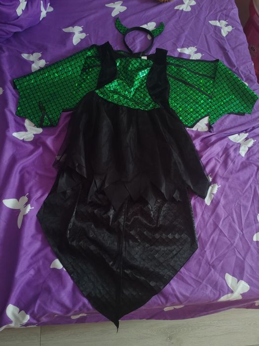 Vând costum fetite Halloween