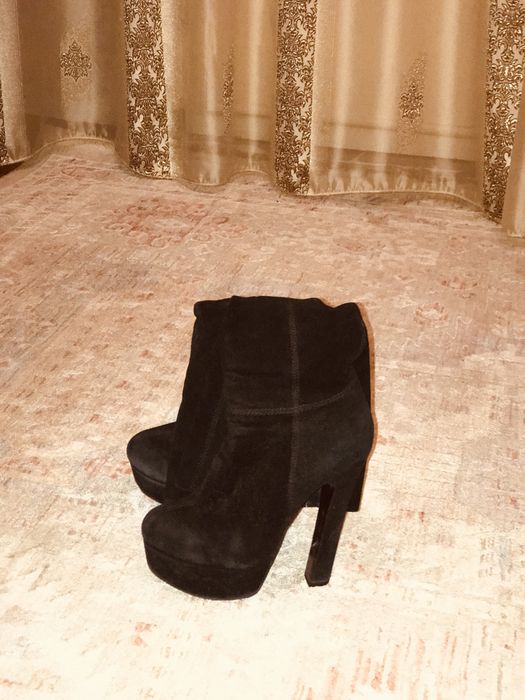 Продам обувь сапоги 35 размер