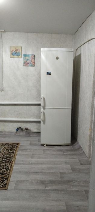 Сдам одкомнатную в частной доме!