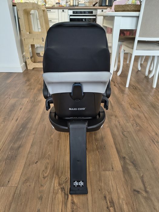 Бебешко столче-кошница за кола Maxi Cosi Pebble Pro